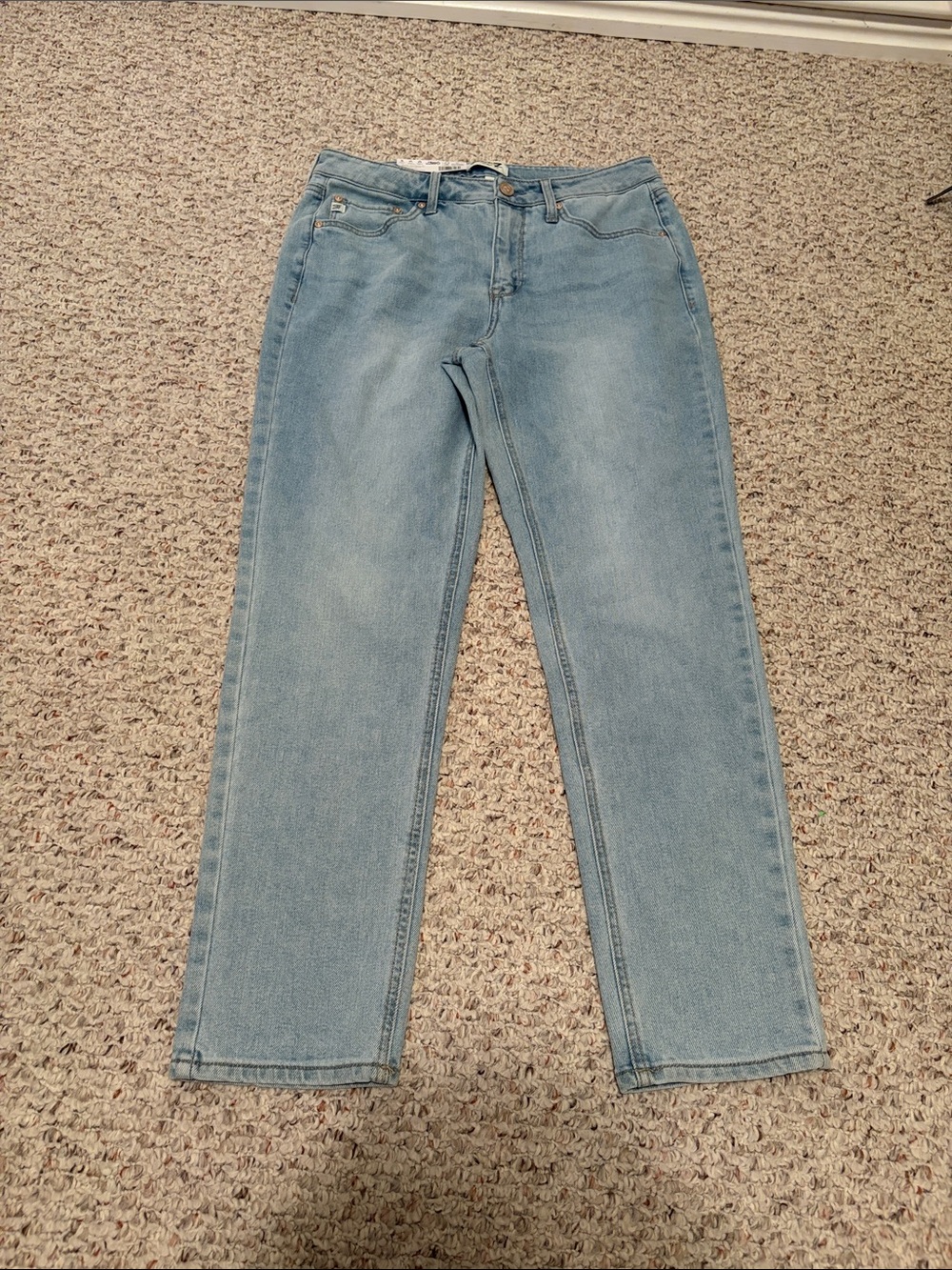 Seven7 Light Wash Straight-Leg Jeans